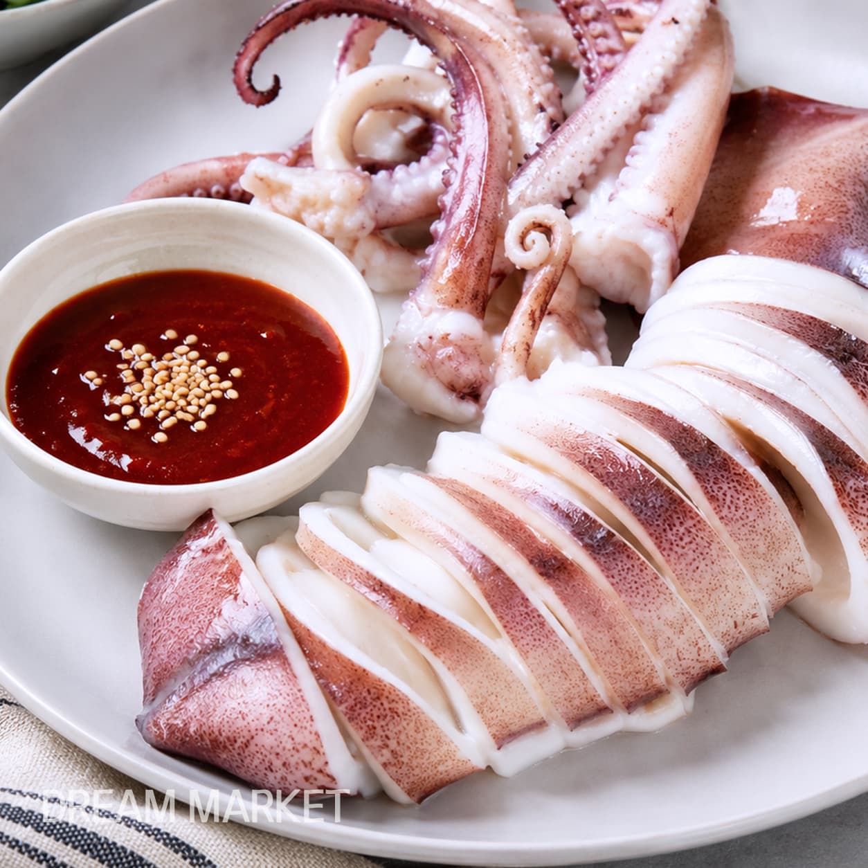 Cleaned Whole Squid (2 pcs) 320g thumbnail 3